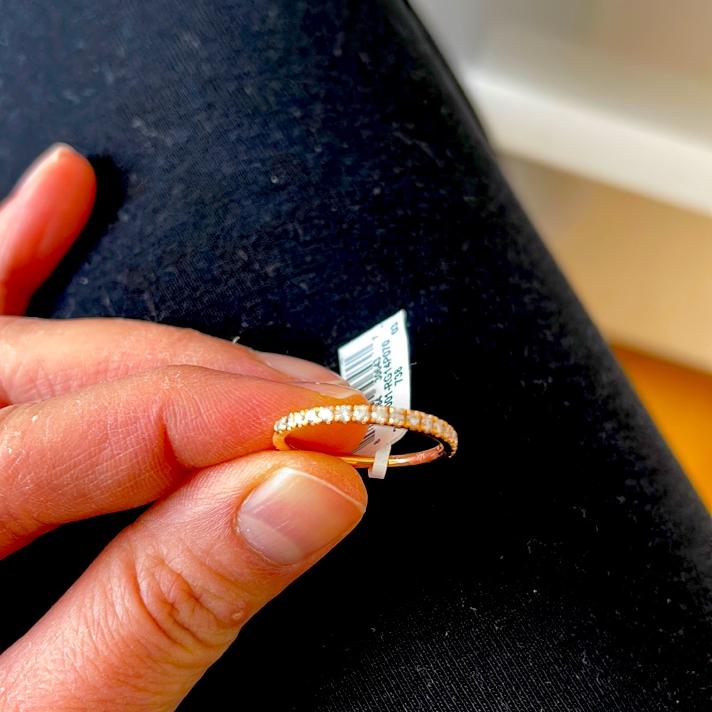 Diamond Shared Prong Stacking Ring